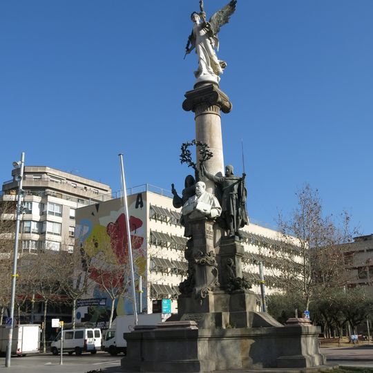 Monument a Milà i Fontanals