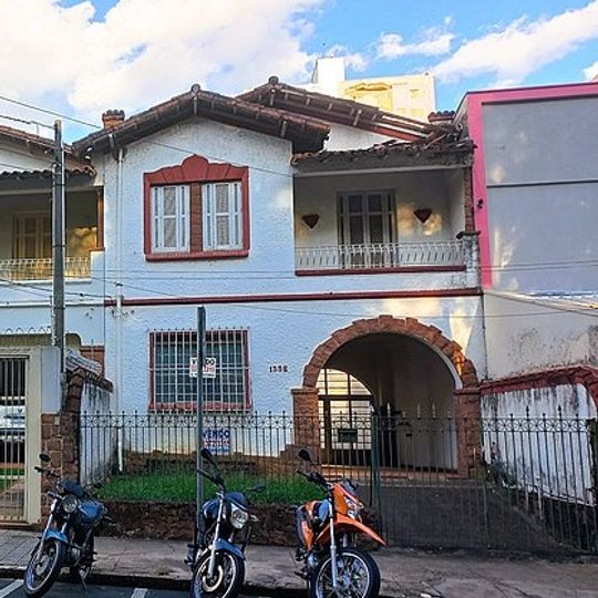 Imóvel à Rua Aquidaban, nº 1352