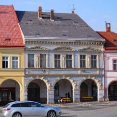 Valdštejnovo náměstí 60