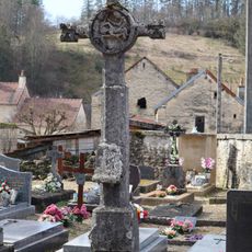 Croix de cimetière de Léry