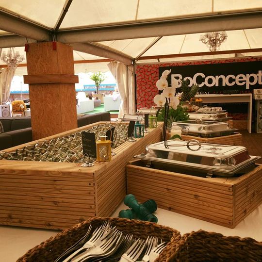 Sky & Sand Beachclub