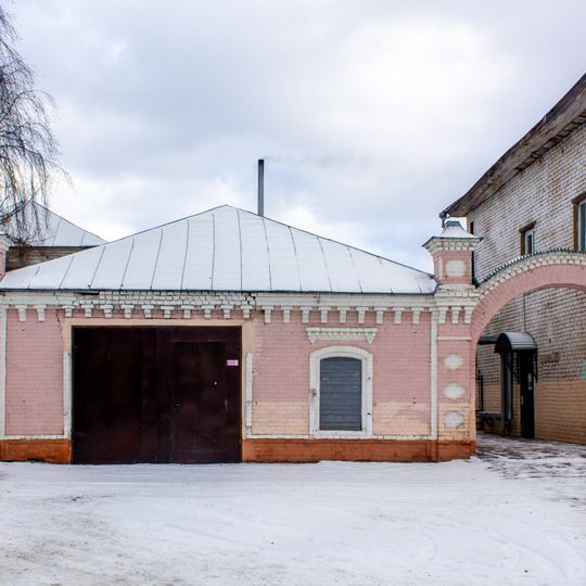 Флигель с торговым помещением