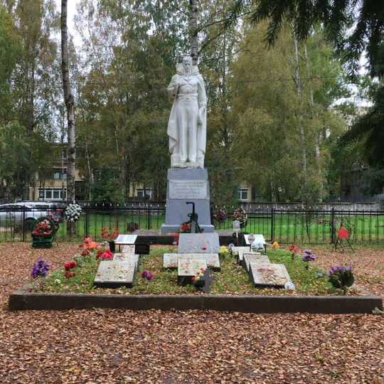 War cemetery, Kirovsk