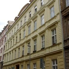 Nájomný dom, dom bytový