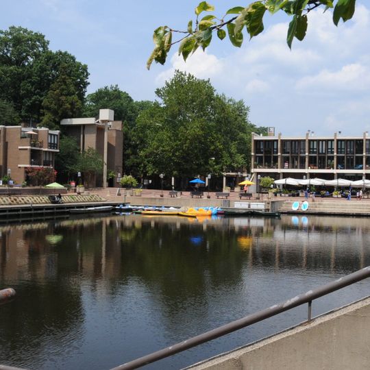 Lake Anne Village Center Historic District