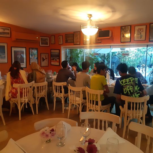 Cafe Flo