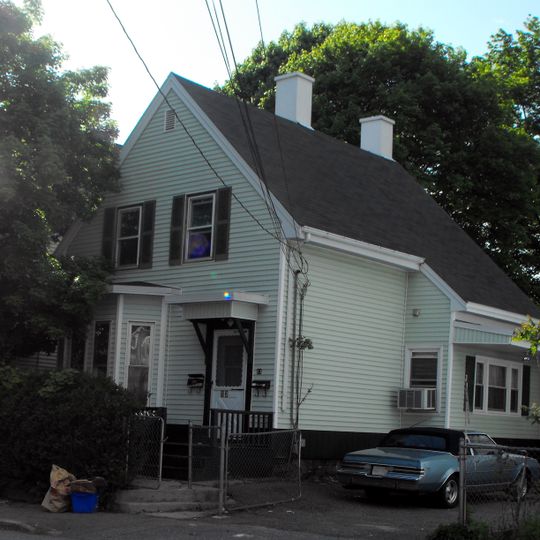 House at 13 Annis Street
