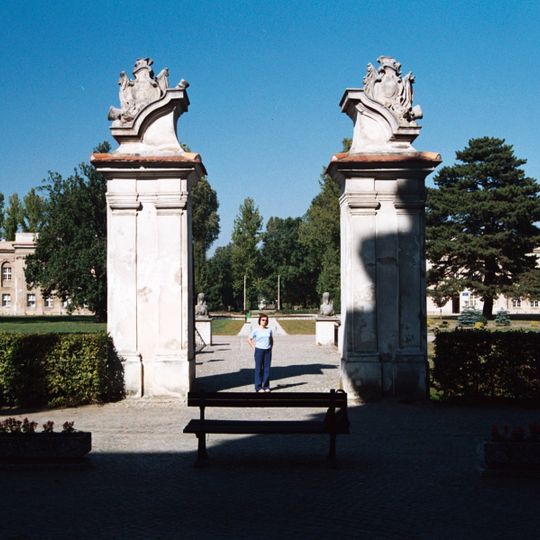 Brama wjazdowa, XVII/XVIII