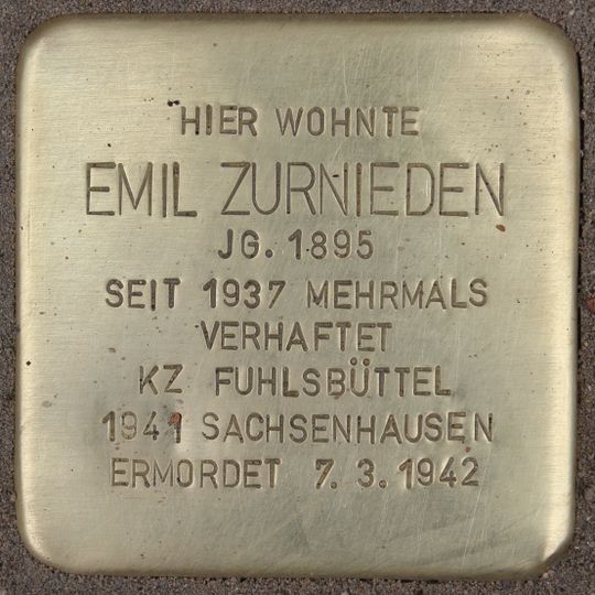Stolperstein en memoria de Emil Zurnieden