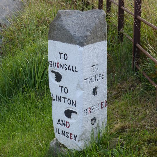 Guide stone at SE 0095 6247