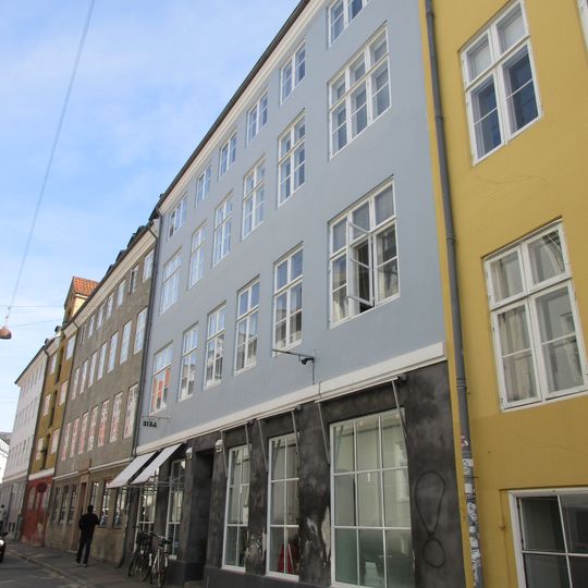 Knabrostræde 15