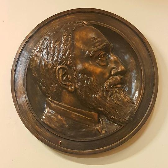 Commemorative brass plaque to Robert Laws