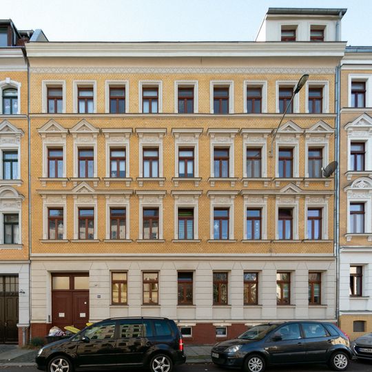 Etkar-André-Straße 17