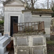 Grave of Follet