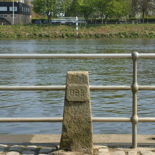 University Boat Race Stones