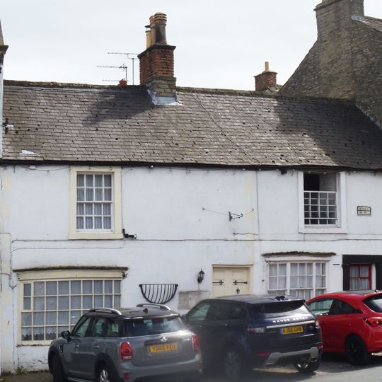Stable Door Teashop And Golden Lion Cottage