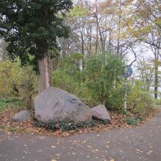 Drei Findlinge am Borsigdamm