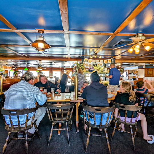 Warren's Lobster House