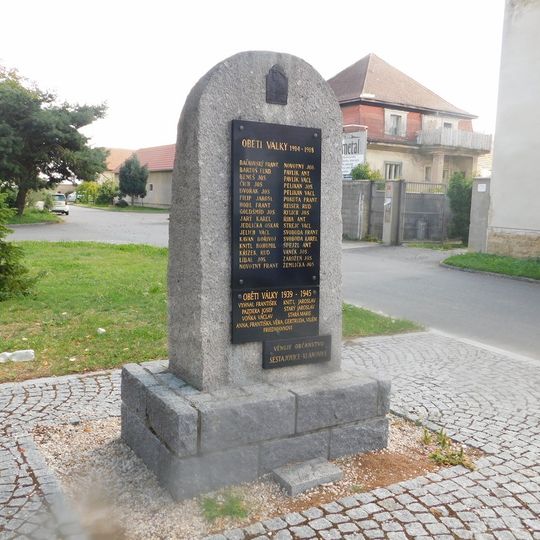 Pomník padlým v Šestajovicích