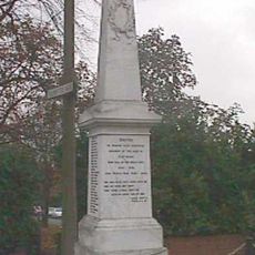 Eastwood War Memorial at Plumptree Way