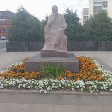 K. A. Fedin haykali