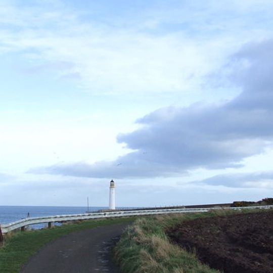 Scurdie Ness, West Beacon