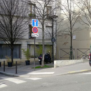 Place Hubertine-Auclert