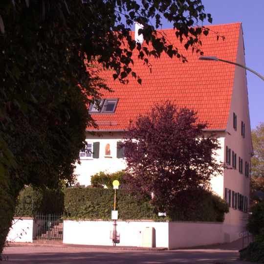 Ehemaliges Gast- und Bauernhaus