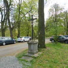 Kříž při cestě na Ovčí vrch u Petrohradu