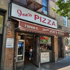 Joe's Pizza