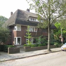 Dubbele villa in Interbellumstijl