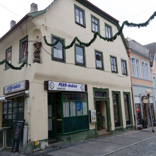 Wohn- und Geschäftshaus