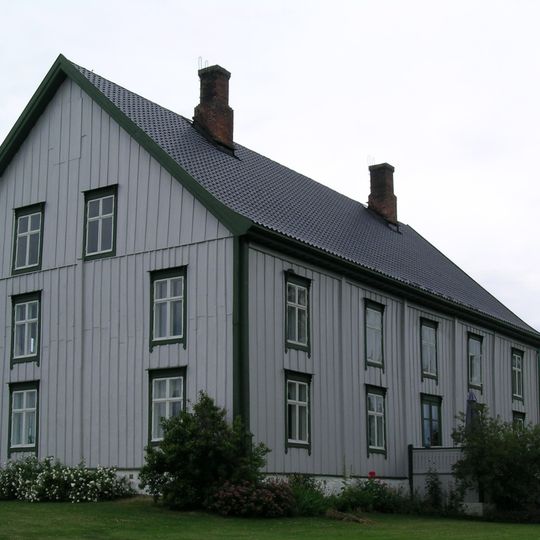 Stange prestegård