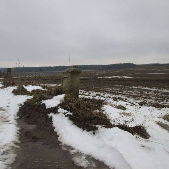 Kříž západně od Všekar