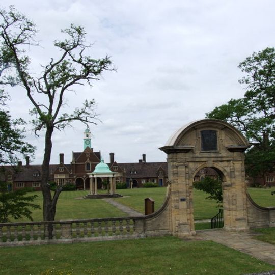 Foord Almshouses Nos 1-47 With Gate And Forecourt Walls Attached