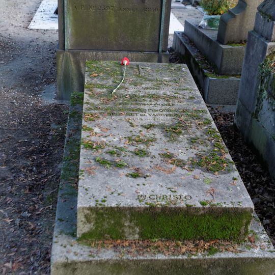 Grave of Brochet de Vaugrigneuse