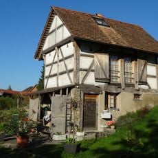 Former granary of the old mill