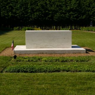 Franklin Delano and Anna Eleanor Roosevelt tomb