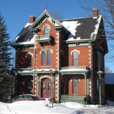 Maison et écurie William-Mitchell