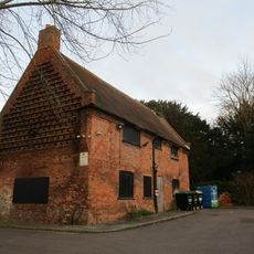 Cottage 12 Metres South Of The Rancliffe Arms