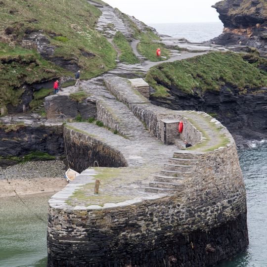 South Harbour Pier, Quay And Walls On South West Side Of Harbour