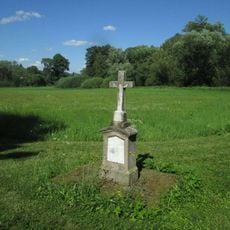 Kříž severně od Mirošova