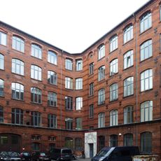 Urbanhof, Mietshaus und Fabrikgebäude Urbanstraße 116
