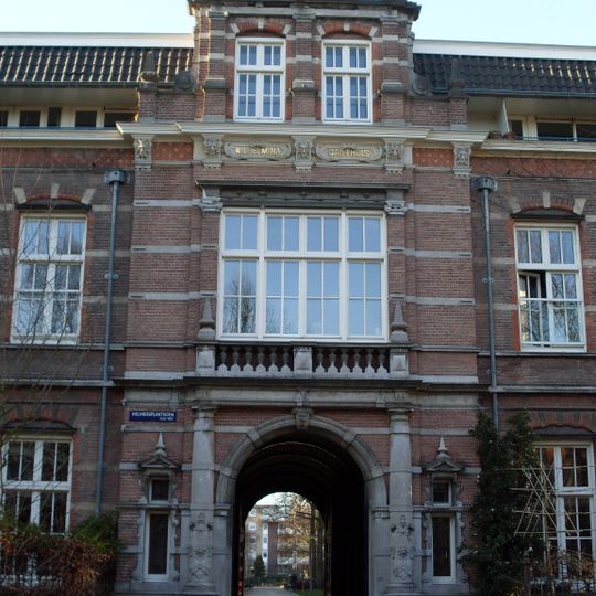 Poortgebouw WG