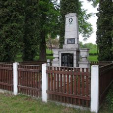 Pomník padlým v Tatiné