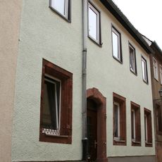 Wohnhaus in geschlossener Bebauung