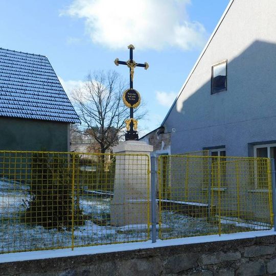 Kříž u č.p. 1 v Rohozné