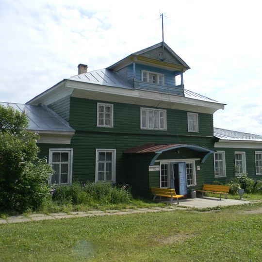 Корпус настоятельский