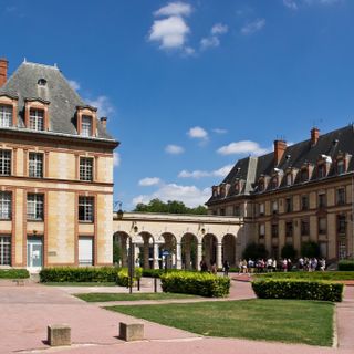 Entrance of Cité internationale universitaire de Paris