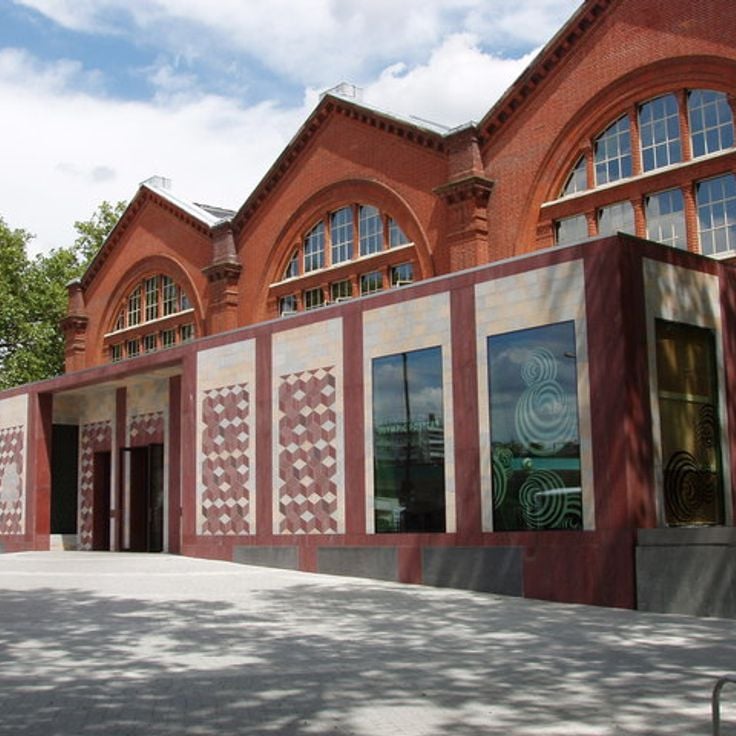 Young V&A